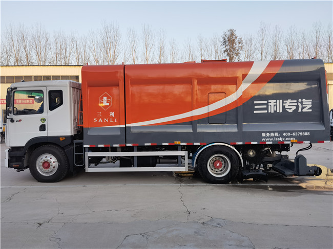 干濕兩用吸塵車(chē)